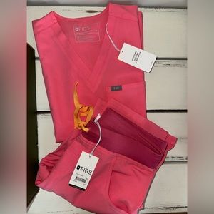Figs Scrubs NWT - XS top & small bottoms. Never worn. Pink